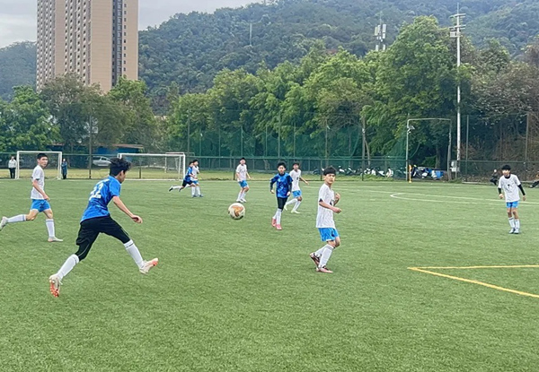 广西青少年足imToken下载球甲级联赛