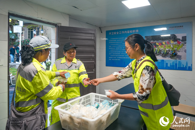 人民建议丨庐山牯岭镇im钱包的爱心早餐,安排上了!