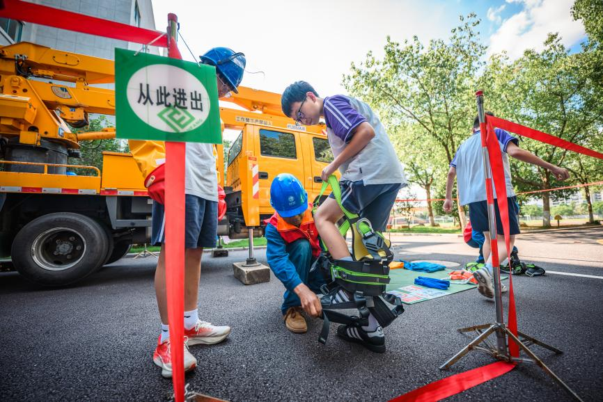 全国科普月:电力科imToken官网下载普进校园进社区进基层
