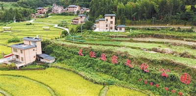 鱼水情深代代传(赓续长征精im官网神 奋进复兴征程·记者再走长征路)