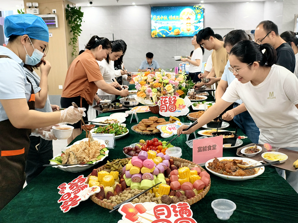 美食品鉴。施世红摄