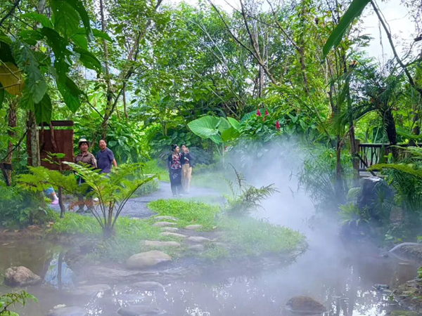 伏那秘境景区