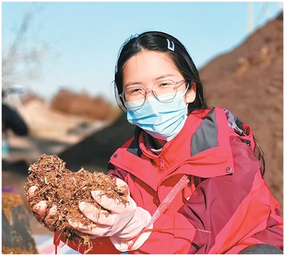 把青春华章imToken钱包写在田间地头
