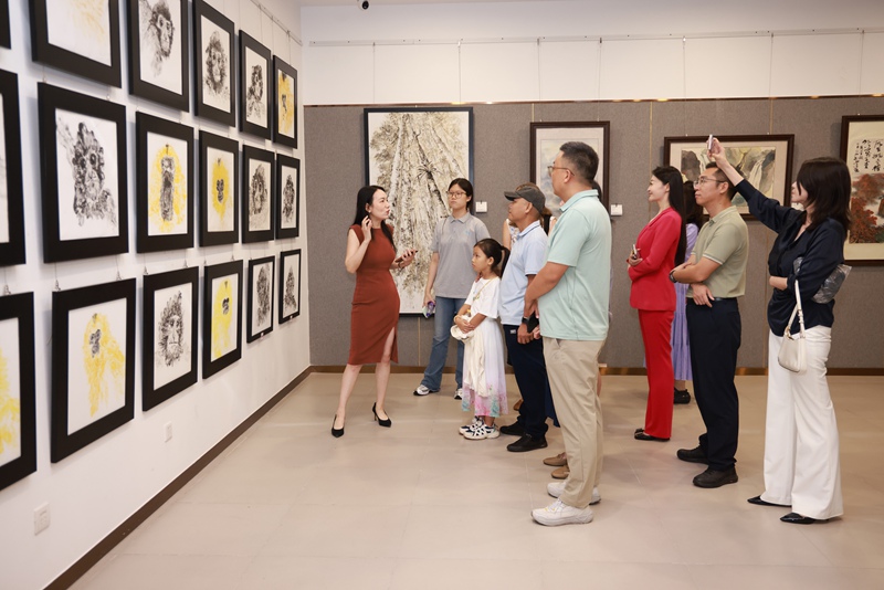 国家公园设立5周年im官网主题艺术展在海口开幕