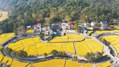  一脉清水连古im钱包今（美丽中国）
