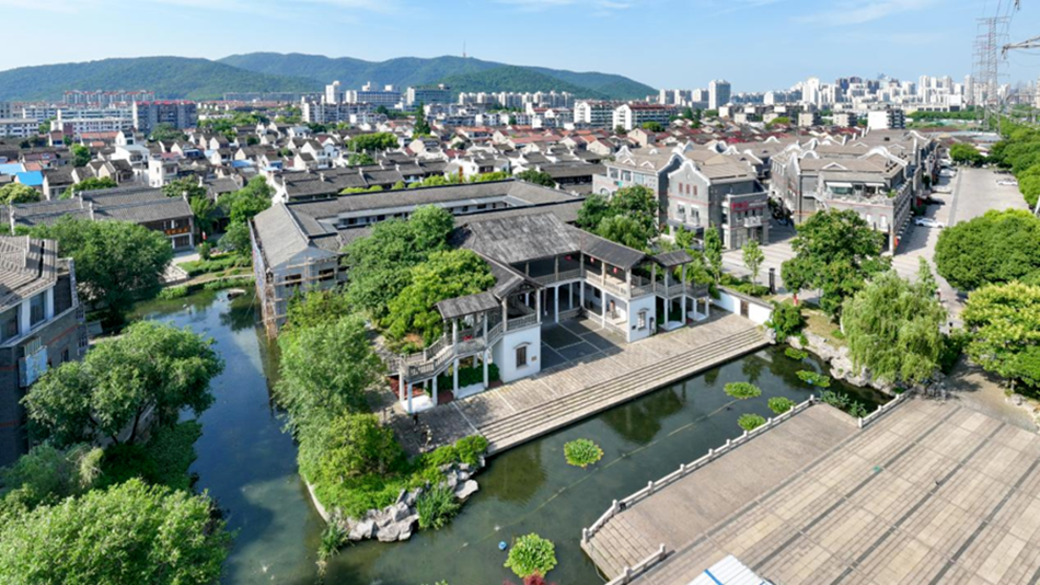 荣巷历史文化街区一角。滨湖资产集团供图