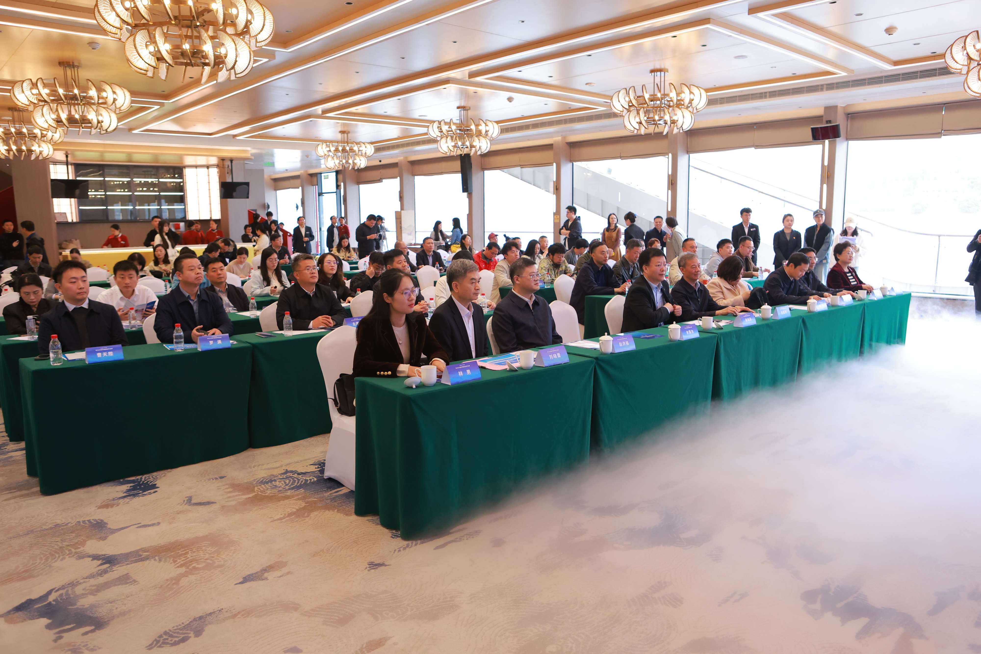 “一江碧水·十年蝶变”长im下载江大保护网络宣传活动在渝启动